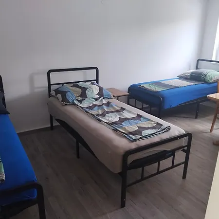 3 In Apartament